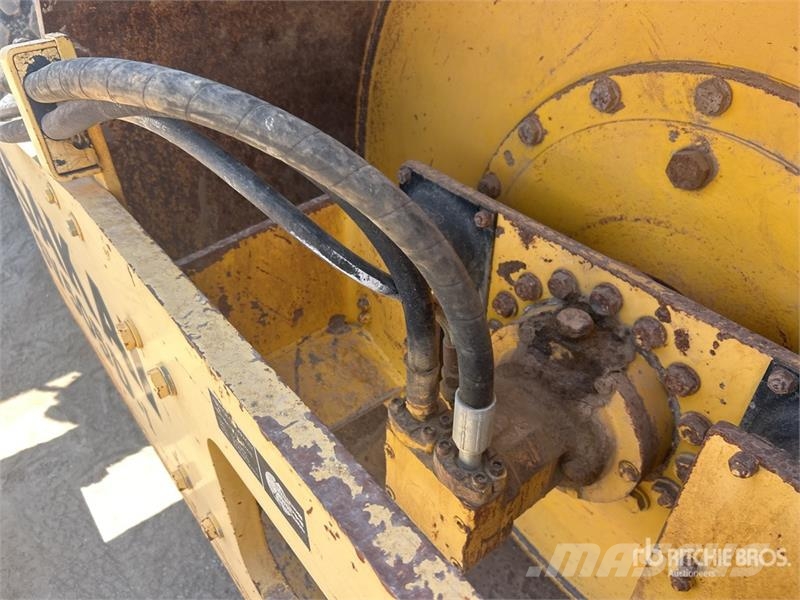 Sakai SV505 Tek tamburlu silindirler