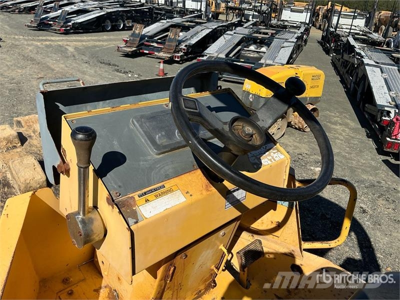 Sakai SV510T Padfoot Drum Compactor مداحل أحادية الأسطوانة