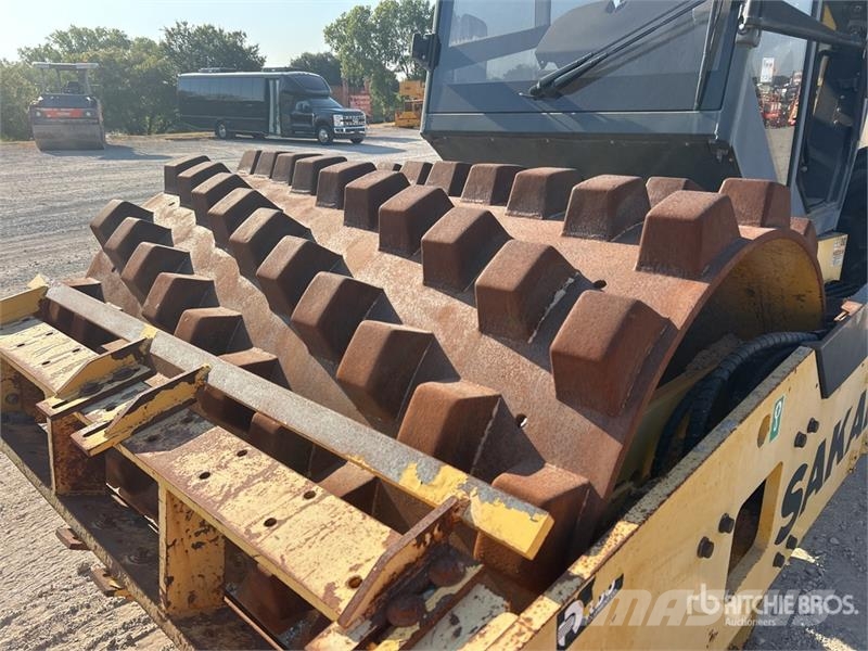 Sakai SV540 Padfoot Drum Compactor (Inoperable) Tek tamburlu silindirler