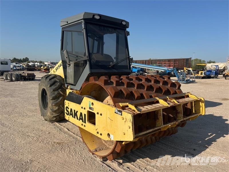 Sakai SV540 Padfoot Drum Compactor (Inoperable) Tek tamburlu silindirler