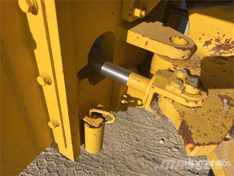 Sakai SV540 Padfoot Drum Compactor (Inoperable) Tek tamburlu silindirler