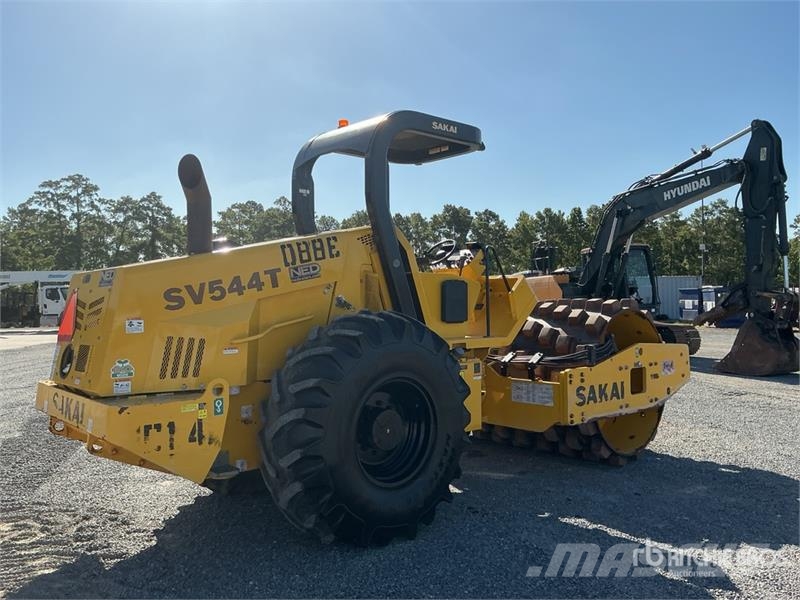Sakai SV544 Padfoot Drum Compactor Еднобарабанни ролки