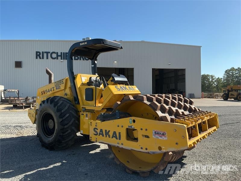 Sakai SV544 Padfoot Drum Compactor Еднобарабанни ролки