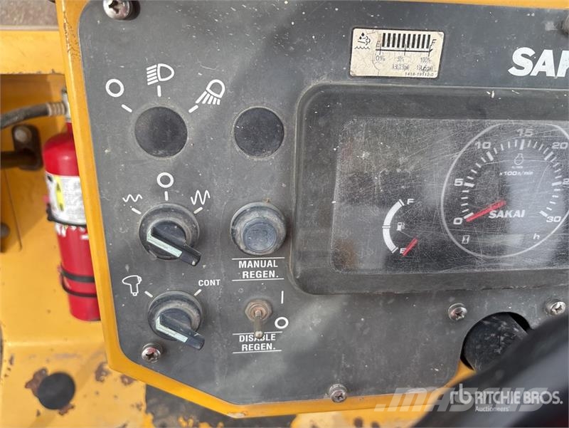 Sakai SV544D Smooth Drum Compactor 单轮压路机