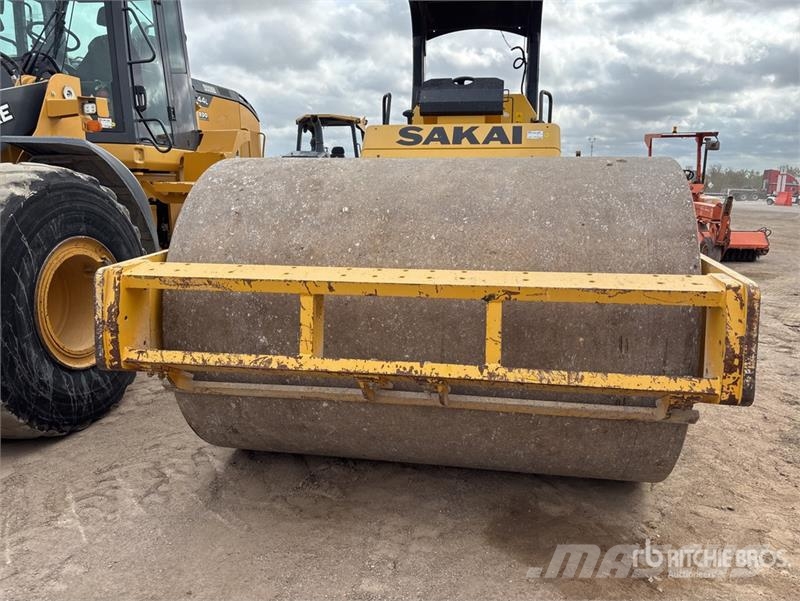 Sakai SV544D Smooth Drum Compactor 单轮压路机