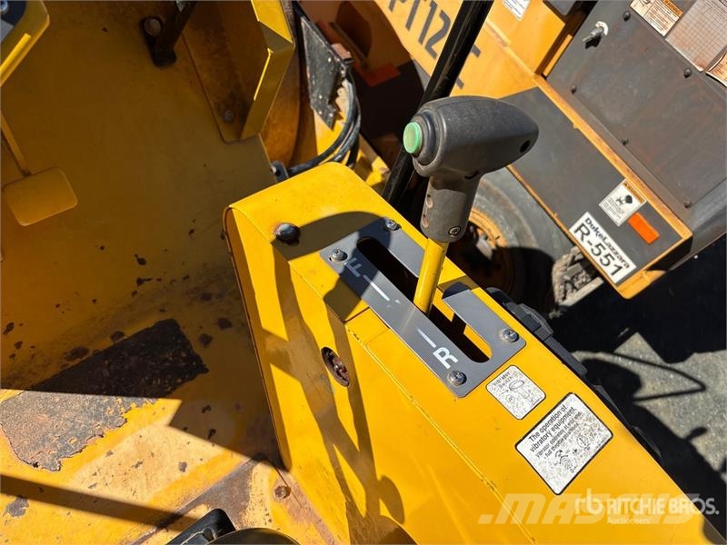 Sakai SV544D Smooth Drum Compactor Enkelt tromle