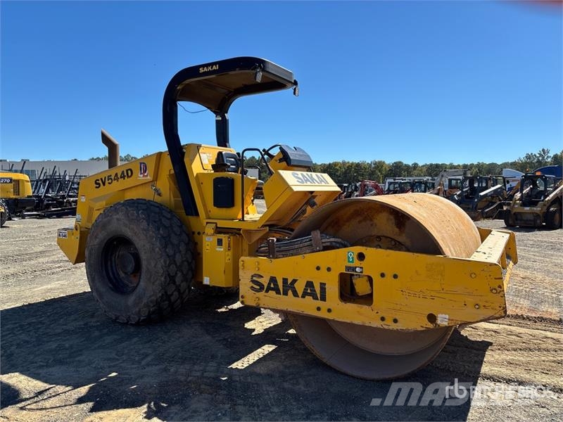 Sakai SV544D Smooth Drum Compactor Enkelt tromle