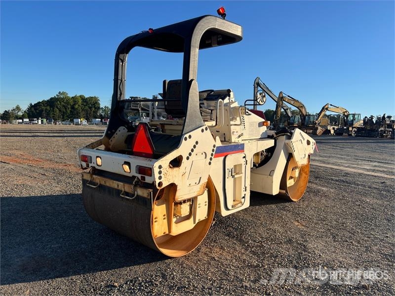 Sakai SW652-1 Double Drum Roller Tandemjyrät