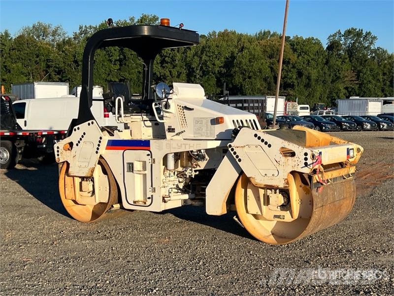 Sakai SW652-1 Double Drum Roller Tandemjyrät