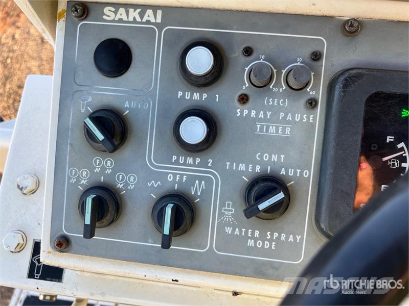 Sakai SW652-1 Double Drum Roller Rolos compactadores de tambor duplo