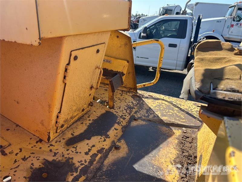  Saki SV505 Padfoot Drum Compactor Single drum rollers
