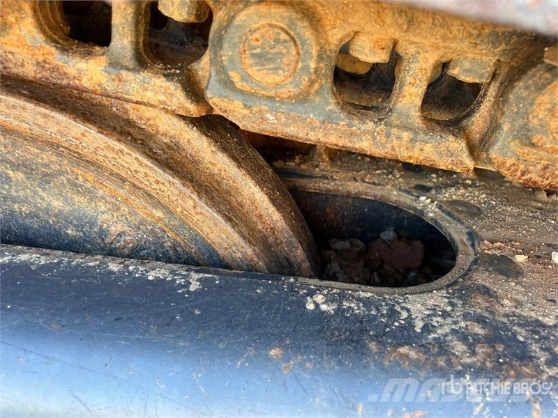 Sandvik QE342 Tracked Screen Plant غرابيل