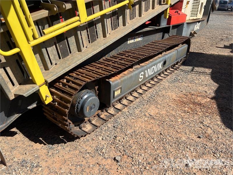 Sandvik QE342 Tracked Screen Plant غرابيل