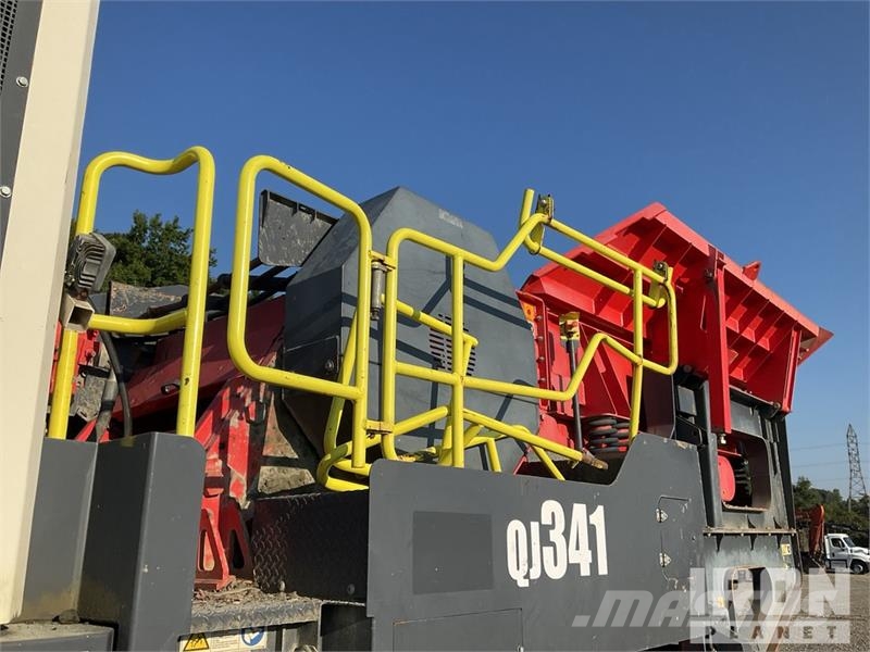 Sandvik QJ341 Tracked Jaw Crushing Plant 골재 플랜트