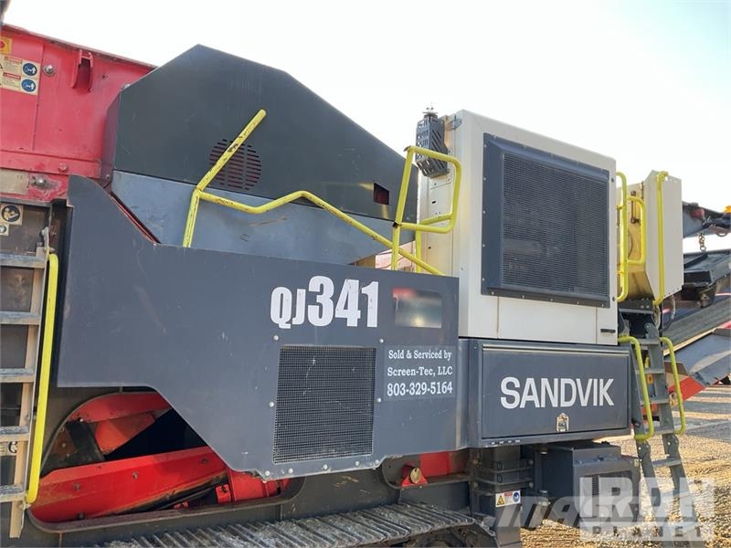 Sandvik QJ341 Tracked Jaw Crushing Plant 골재 플랜트