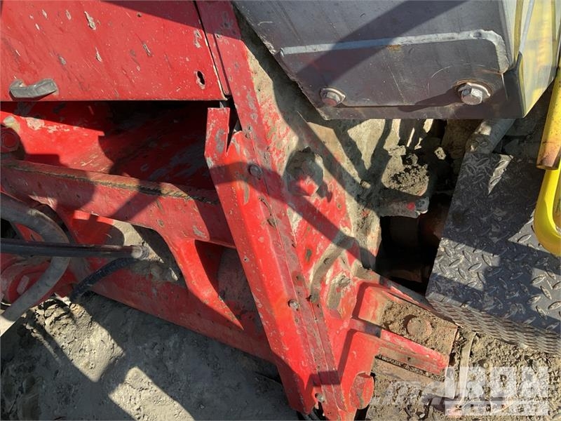 Sandvik QJ341 Tracked Jaw Crushing Plant 골재 플랜트
