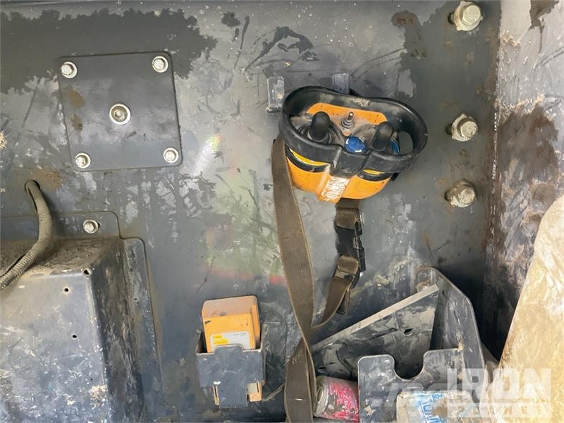 Sandvik QJ341 Tracked Jaw Crushing Plant 골재 플랜트