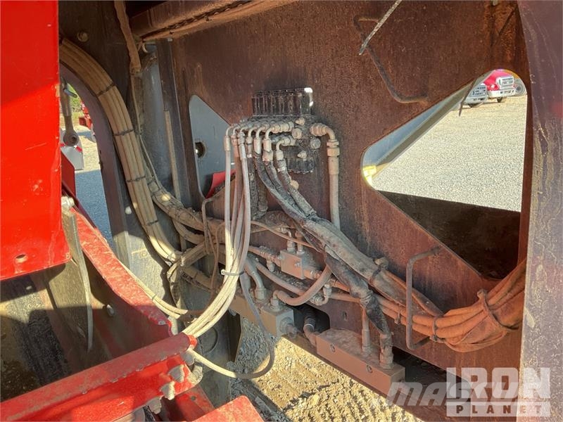 Sandvik QJ341 Tracked Jaw Crushing Plant 골재 플랜트