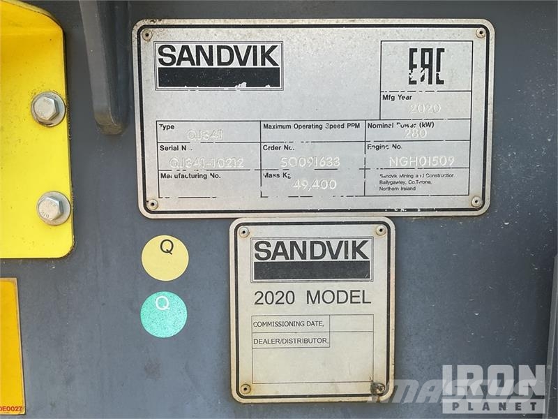 Sandvik QJ341 Tracked Jaw Crushing Plant 골재 플랜트