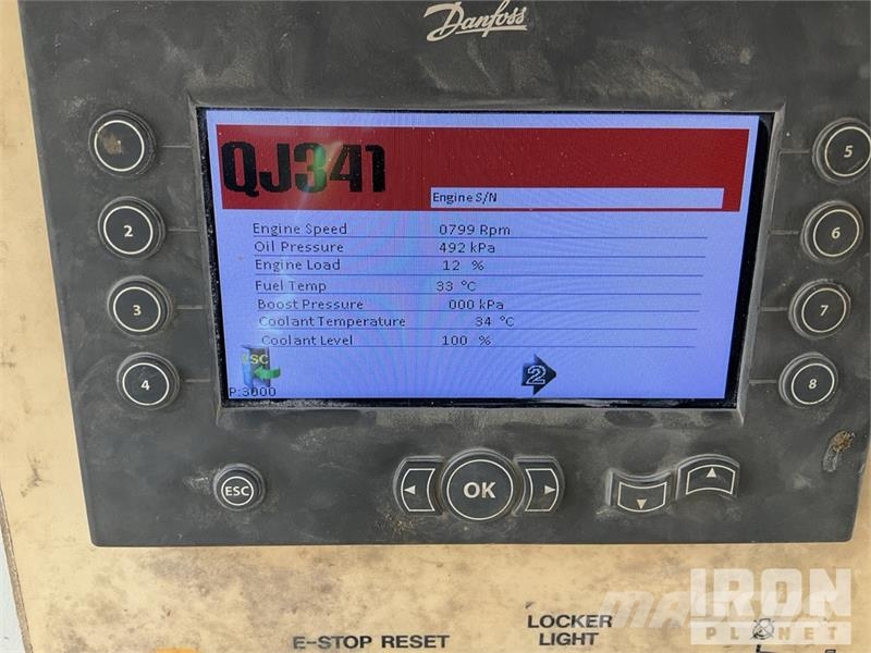 Sandvik QJ341 Tracked Jaw Crushing Plant 골재 플랜트