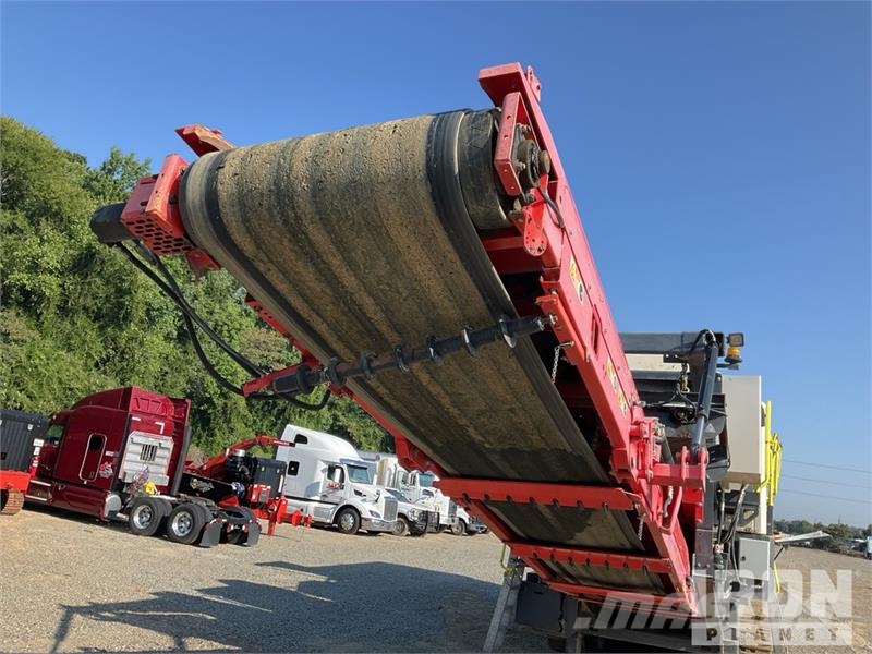 Sandvik QJ341 Tracked Jaw Crushing Plant 골재 플랜트