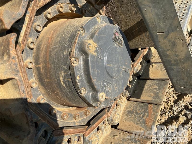 Sandvik QJ341 Tracked Jaw Crushing Plant 골재 플랜트