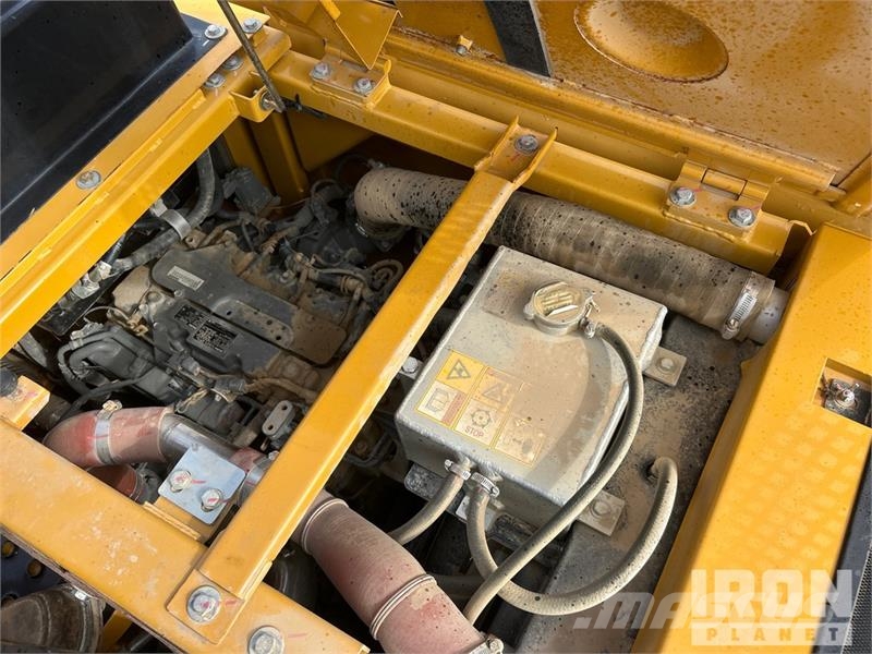 Sany SY155U Tracked Excavator Escavatori cingolati