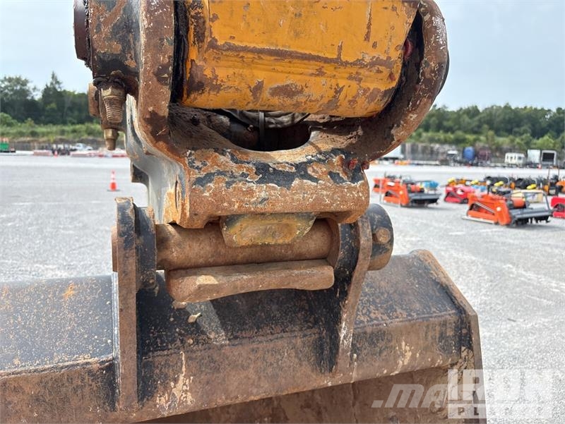Sany SY225C Tracked Excavator Escavatori cingolati