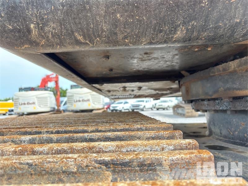 Sany SY225C Tracked Excavator Escavatori cingolati
