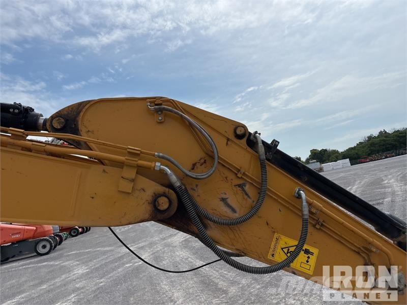 Sany SY225C Tracked Excavator Escavatori cingolati