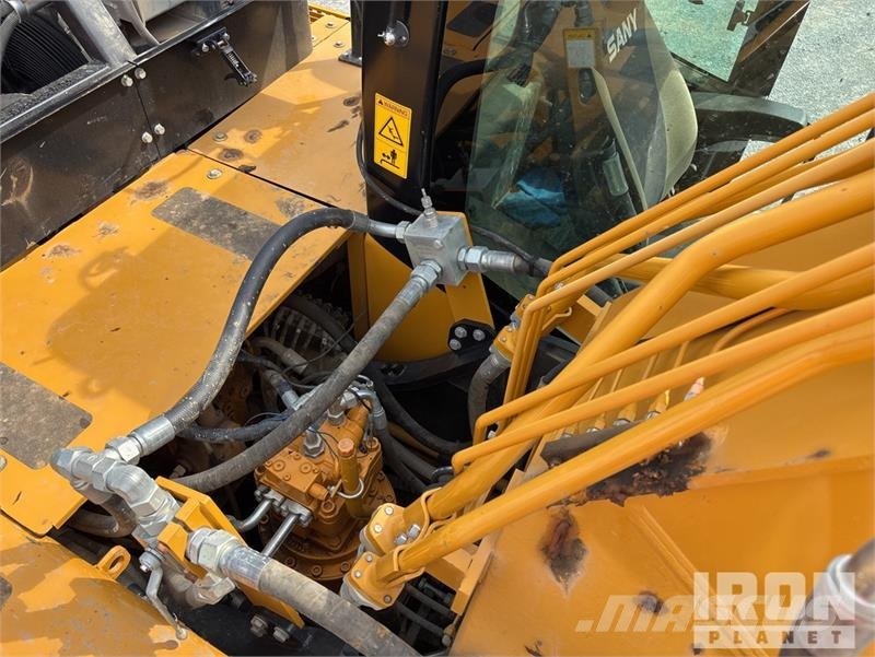 Sany SY225C Tracked Excavator Escavatori cingolati