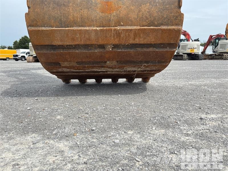 Sany SY225C Tracked Excavator Escavatori cingolati