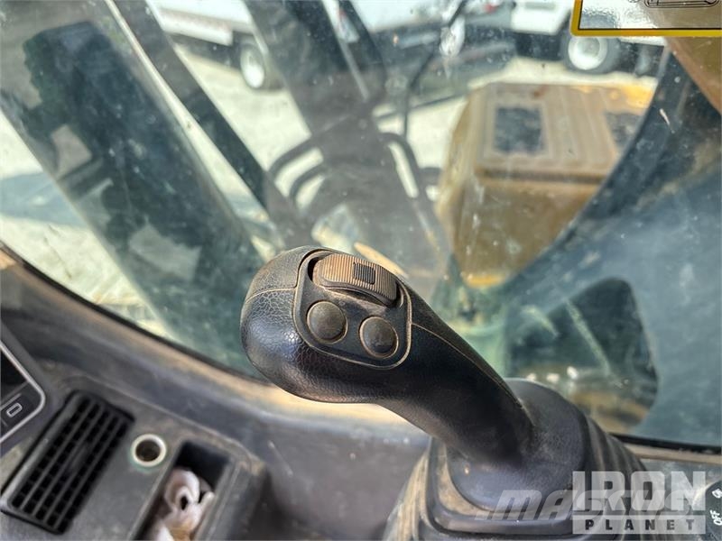 Sany SY225C9C5KL Tracked Excavator Escavatori cingolati