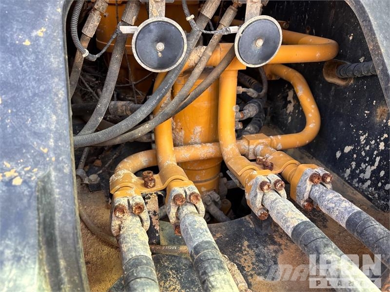 Sany SY225C9C5KL Tracked Excavator Escavatori cingolati