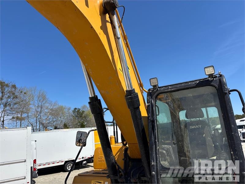 Sany SY225C9C5KL Tracked Excavator Escavatori cingolati