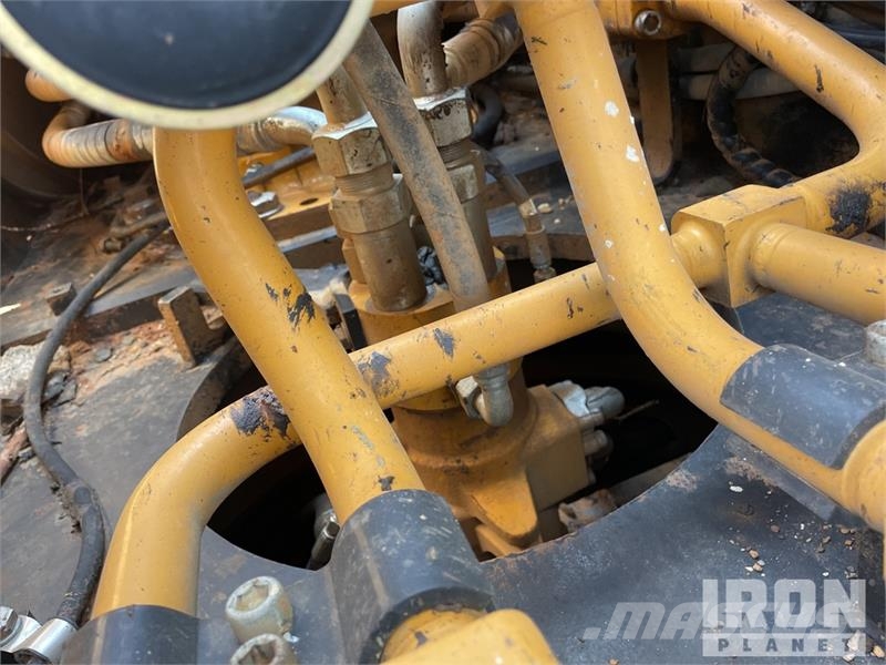 Sany SY365C LC Tracked Excavator Kāpurķēžu ekskavatori