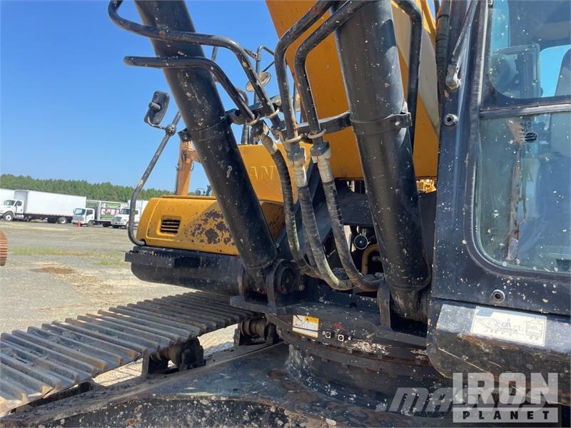 Sany SY365C LC Tracked Excavator Kāpurķēžu ekskavatori