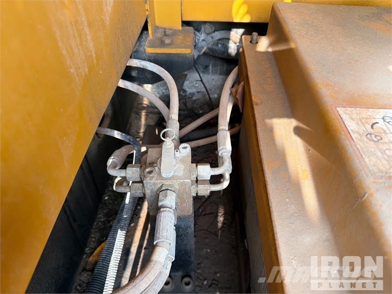 Sany SY365C LC Tracked Excavator Kāpurķēžu ekskavatori
