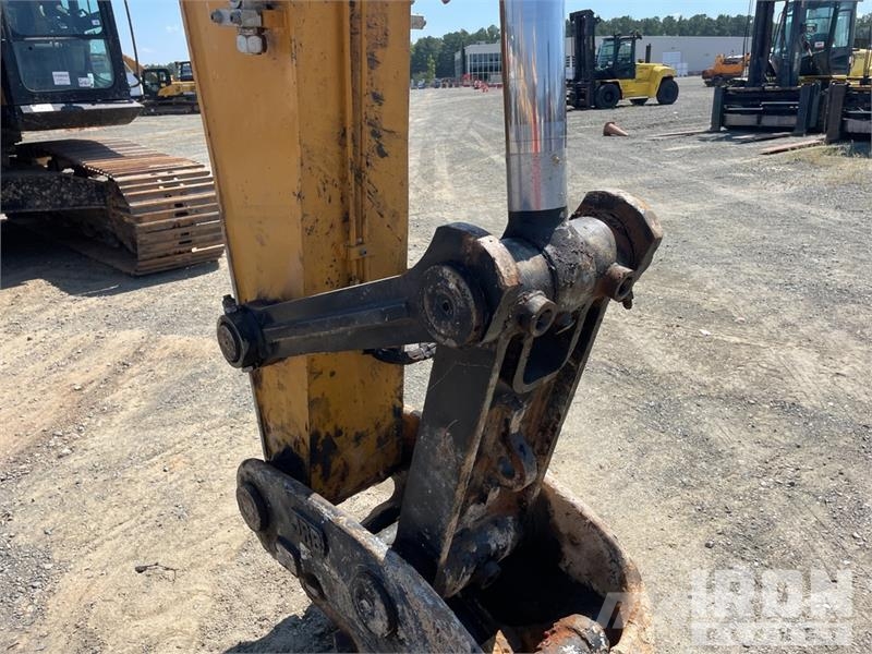 Sany SY365C LC Tracked Excavator Kāpurķēžu ekskavatori