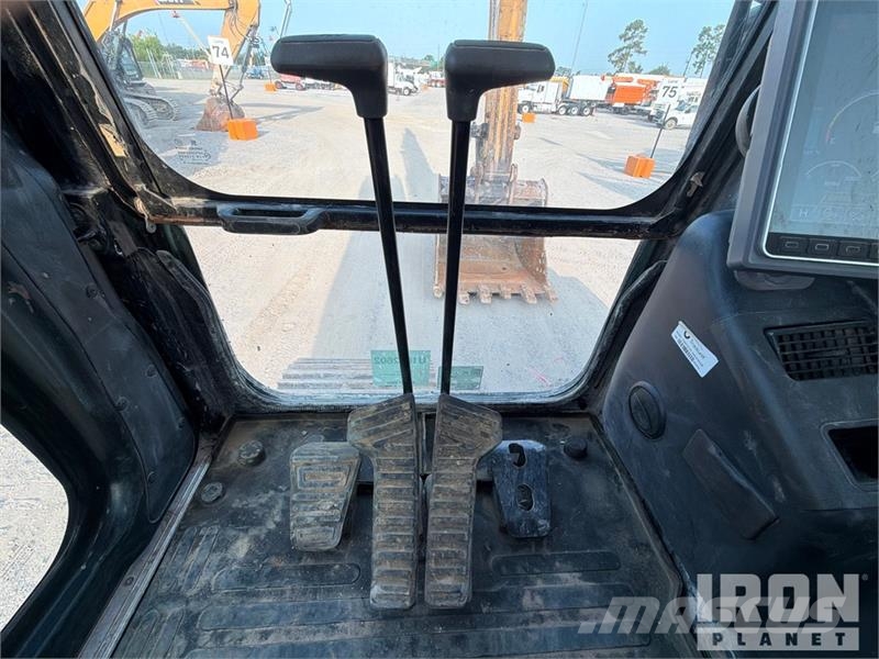 Sany SY365C LC Tracked Excavator Kāpurķēžu ekskavatori