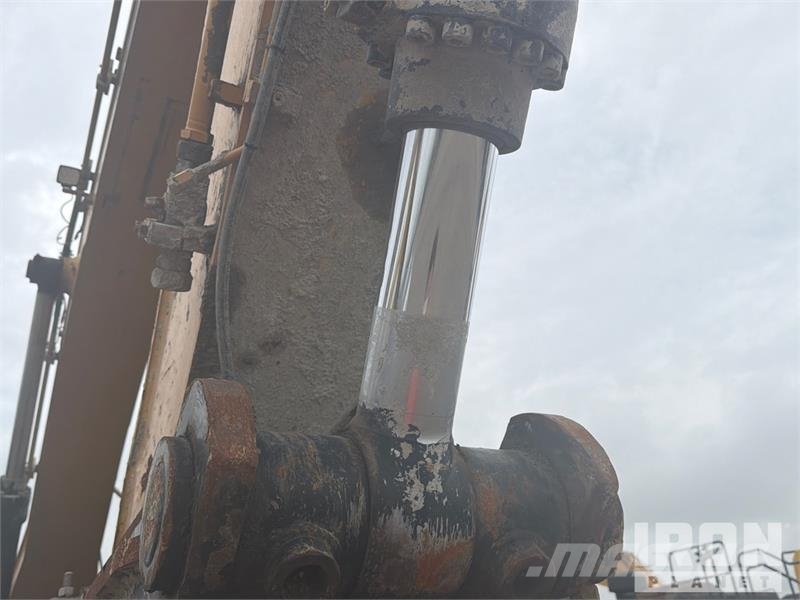 Sany SY365C9C5K Tracked Excavator Kāpurķēžu ekskavatori
