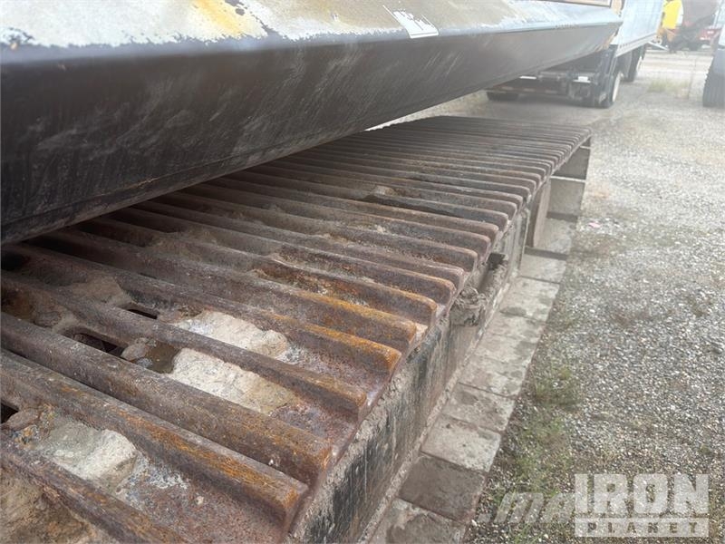 Sany SY365C9C5K Tracked Excavator Kāpurķēžu ekskavatori