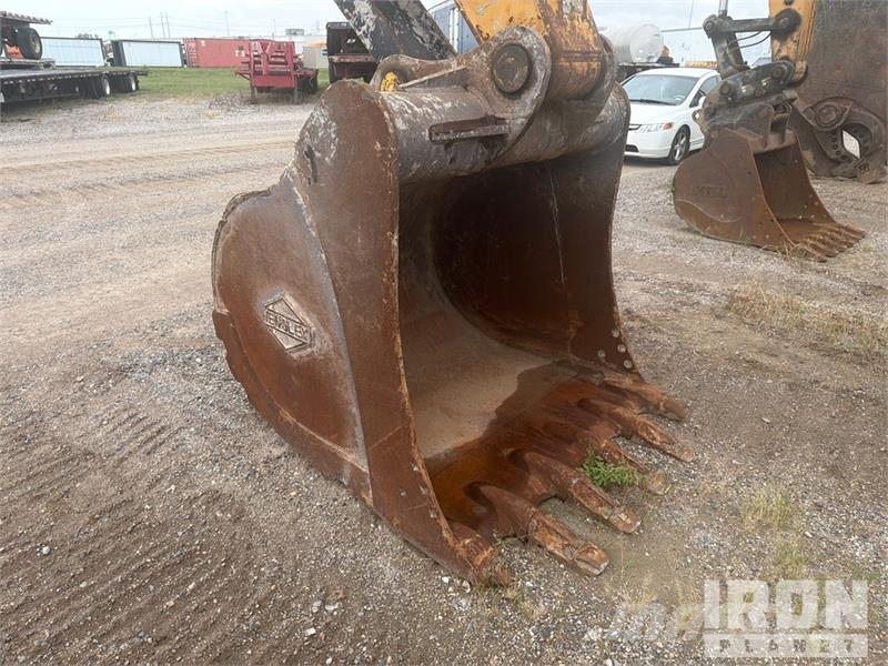 Sany SY365C9C5K Tracked Excavator Kāpurķēžu ekskavatori