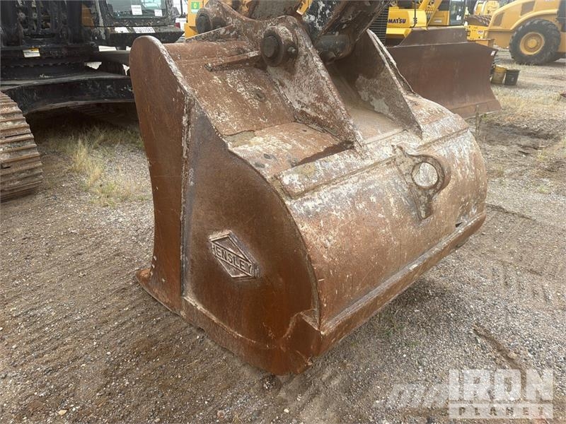 Sany SY365C9C5K Tracked Excavator Kāpurķēžu ekskavatori