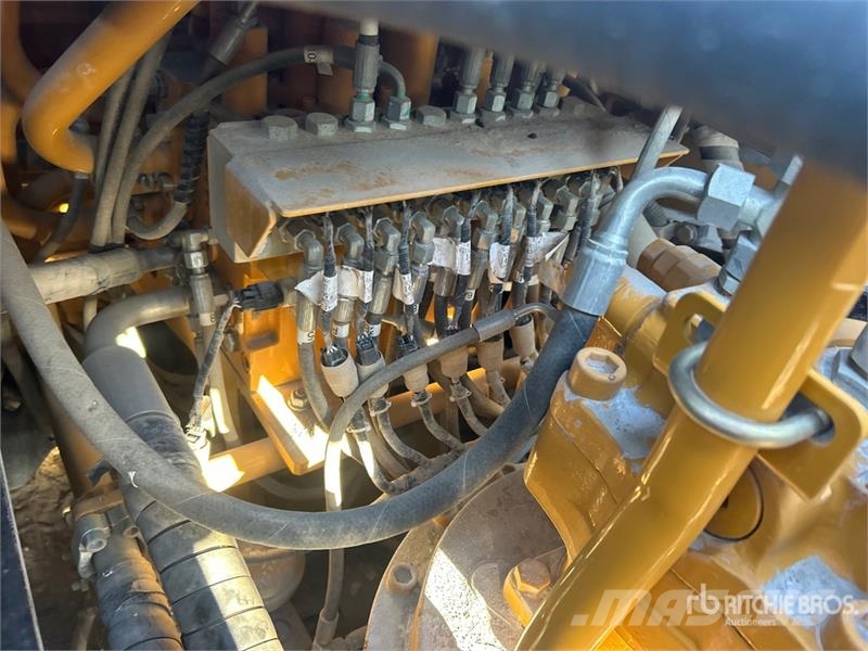 Sany SY365C9C5K Tracked Excavator Crawler excavators