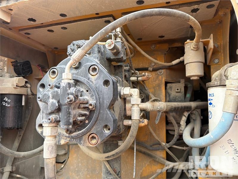 Sany SY365C9C5K Tracked Excavator Kāpurķēžu ekskavatori