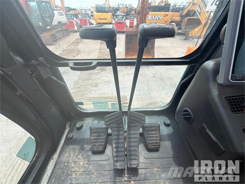 Sany SY365C9C5K Tracked Excavator Kāpurķēžu ekskavatori