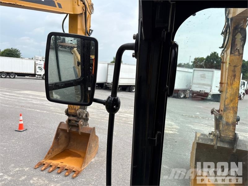 Sany SY365CLC Tracked Excavator Kāpurķēžu ekskavatori