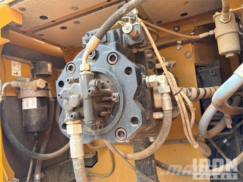 Sany SY365CLC Tracked Excavator Kāpurķēžu ekskavatori