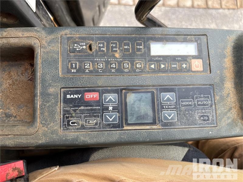 Sany SY365CLC Tracked Excavator Kāpurķēžu ekskavatori